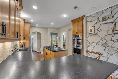 7000 Woodland Lakes Dr, Willis, TX 77378 - Photo 15