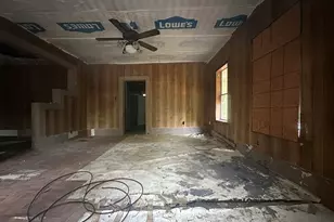 1407 Madam Queen St, Marshall, TX 75670 - Photo 3