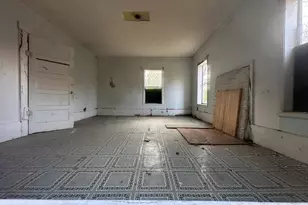 1407 Madam Queen St, Marshall, TX 75670 - Photo 11