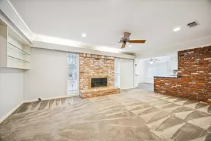 9022 Timberside Dr, Houston, TX 77025 - Photo 3