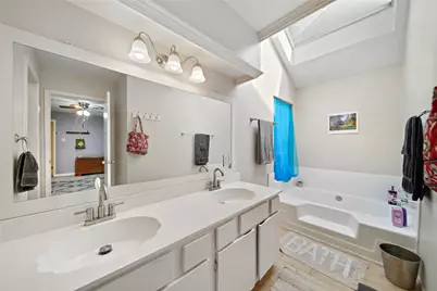 6122 Gallant Forest Drive, Houston, TX 77088 - Photo 15