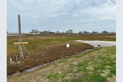 3823 Mitote, Galveston, TX 77554 - Photo 3