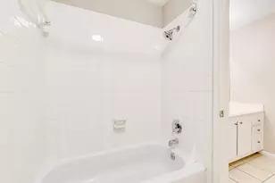 5722 Maxie St, Houston, TX 77007 - Photo 37