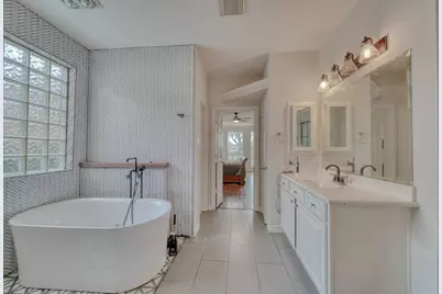 9606 Oakland Lake Way, Missouri City, TX 77459 - Photo 19