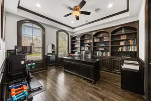 5119 Locust St, Bellaire, TX 77401 - Photo 9
