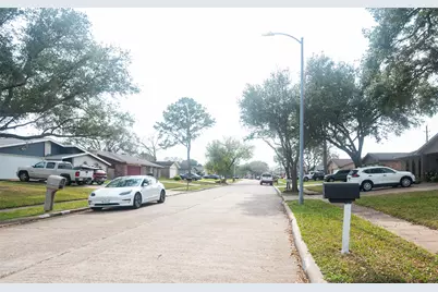 7206 La Granada Drive, Houston, TX 77083 - Photo 39