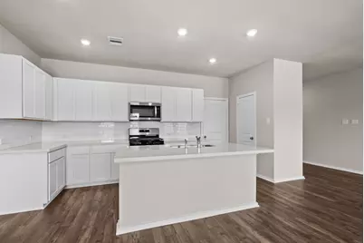 6722 Pebble Bluff Court, Cove, TX 77523 - Photo 7
