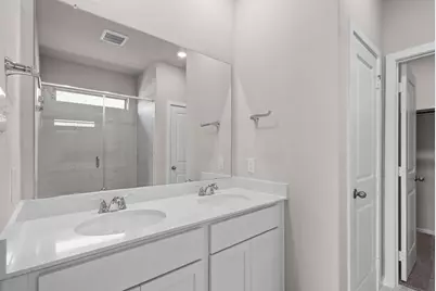 6722 Pebble Bluff Court, Cove, TX 77523 - Photo 13