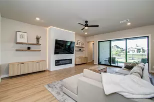 2127 Berry Trace Ct, Manvel, TX 77578 - Photo 5