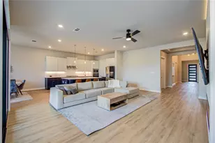 2127 Berry Trace Ct, Manvel, TX 77578 - Photo 9