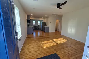 914 Avenue K, Galveston, TX 77550 - Photo 5