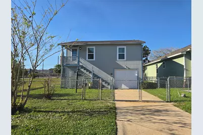 914 Avenue K, Galveston, TX 77550 - Photo 1