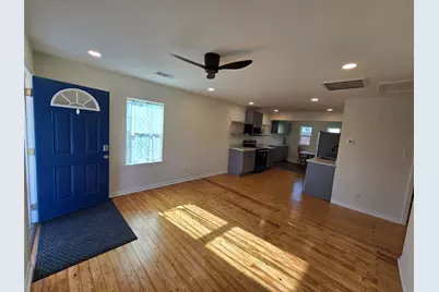 914 Avenue K, Galveston, TX 77550 - Photo 9