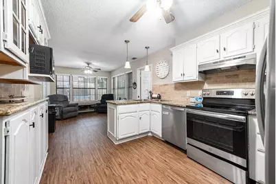 7118 Tonkawa Street, Baytown, TX 77521 - Photo 9