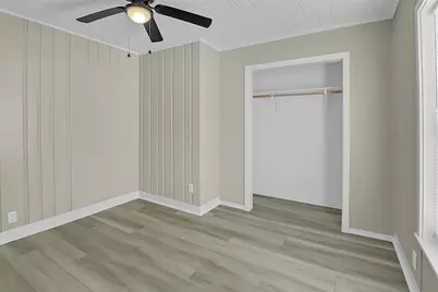 115 E James Street, Baytown, TX 77520 - Photo 11