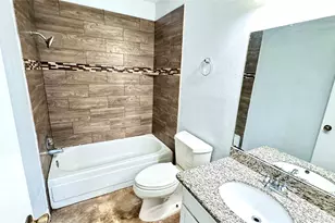 2511 Maple Tree Ct, Stafford, TX 77477 - Photo 17