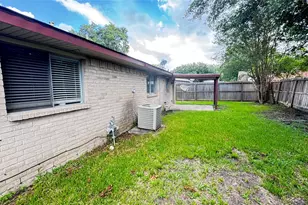 2511 Maple Tree Ct, Stafford, TX 77477 - Photo 23