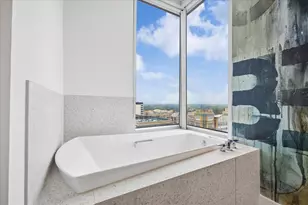 2727 Kirby Dr, Houston, TX 77098 - Photo 25