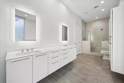 2727 Kirby Drive #11D, Houston, TX 77098 - Photo 25