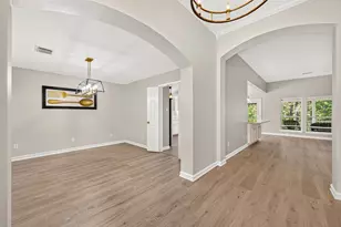 81 N Holly Gln Dr, Point Blank, TX 77364 - Photo 11