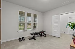 10831 Bodie Hls Dr, Rosharon, TX 77583 - Photo 5