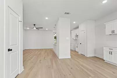 12025 21st Street, Santa Fe, TX 77510 - Photo 5