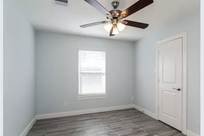 1140 Glenda Street, Pearland, TX 77581 - Photo 13