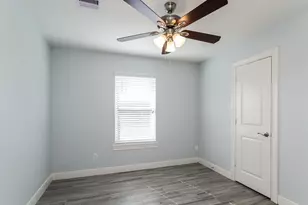 1140 Glenda St, Pearland, TX 77581 - Photo 13