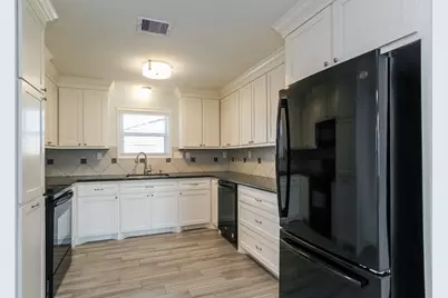 1140 Glenda Street, Pearland, TX 77581 - Photo 7