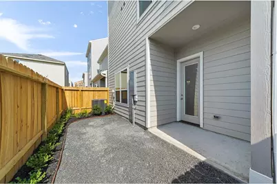 11013 Crescent Light Way, Houston, TX 77043 - Photo 11