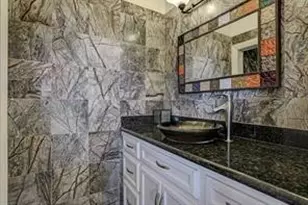 135 1st St, Dickinson, TX 77539 - Photo 21