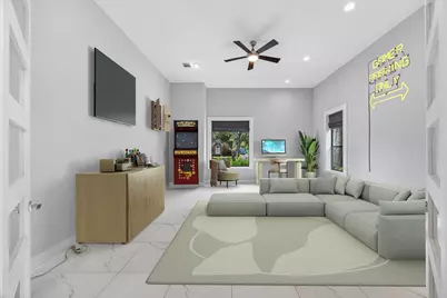 1959 Portsmouth Street, Houston, TX 77098 - Photo 9