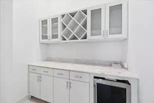 1959 Portsmouth St, Houston, TX 77098 - Photo 17