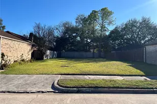 7831 Bankside Dr, Houston, TX 77071 - Photo 1