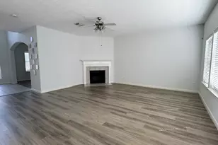 6834 Great Oaks Shadow Dr, Houston, TX 77083 - Photo 3