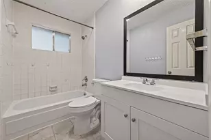 10610 Wayward Wind Ln, Houston, TX 77064 - Photo 33