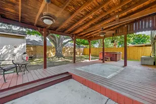 10610 Wayward Wind Ln, Houston, TX 77064 - Photo 43