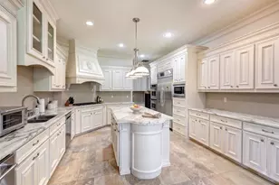725 Blalock Rd, Hedwig Village, TX 77024 - Photo 7