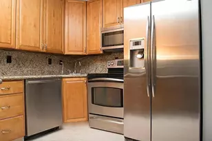 5050 Woodway Dr, Houston, TX 77056 - Photo 11