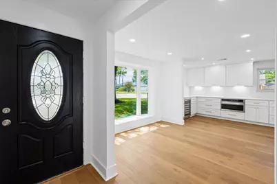 10730 Wickersham Lane, Houston, TX 77042 - Photo 5