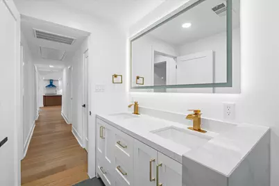 10730 Wickersham Lane, Houston, TX 77042 - Photo 35