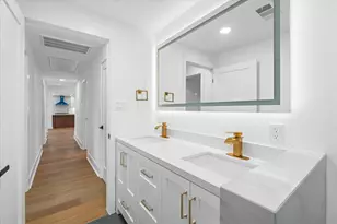 10730 Wickersham Ln, Houston, TX 77042 - Photo 35