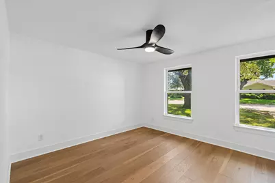 10730 Wickersham Lane, Houston, TX 77042 - Photo 29