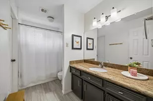 2107 Ashgrove Dr, Houston, TX 77077 - Photo 17