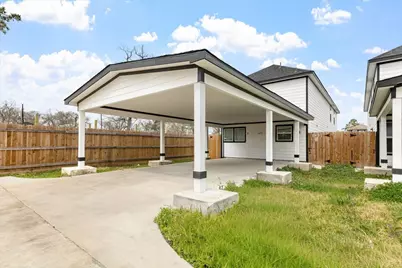 8631 Peachtree Street, Houston, TX 77016 - Photo 1