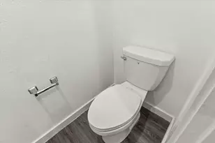 8631 Peachtree St, Houston, TX 77016 - Photo 9