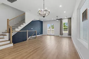 2806 Versailles Oak Ln, Houston, TX 77092 - Photo 17