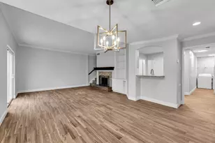 1829 Bering Dr, Houston, TX 77057 - Photo 7