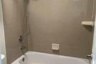 10211 Sugar Branch Dr, Houston, TX 77036 - Photo 7