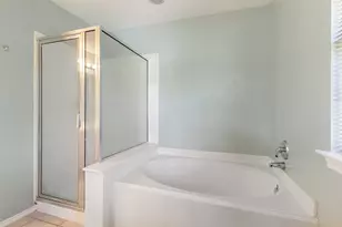 229 E Summerhaze Circle, The Woodlands, TX 77382 - Photo 23